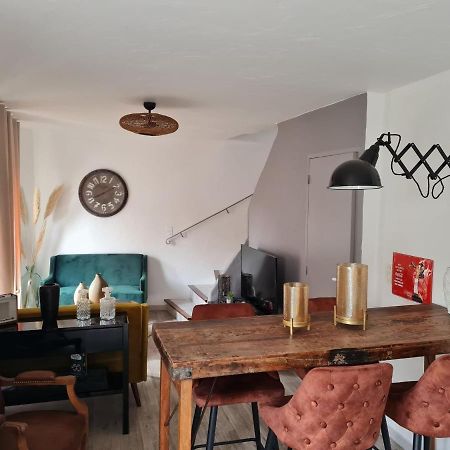 Appartement Lumineux Duplex au coeur de l'Isle Extérieur photo