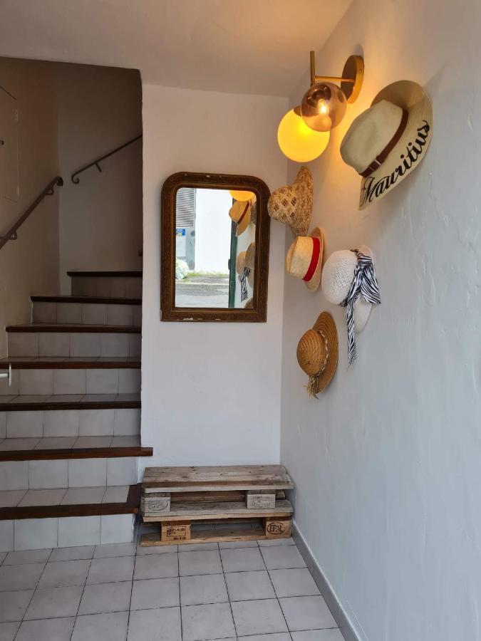 Appartement Lumineux Duplex au coeur de l'Isle Extérieur photo