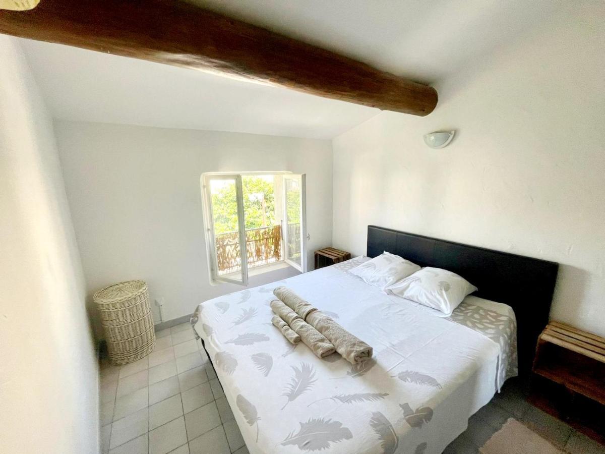 Appartement Lumineux Duplex au coeur de l'Isle Extérieur photo